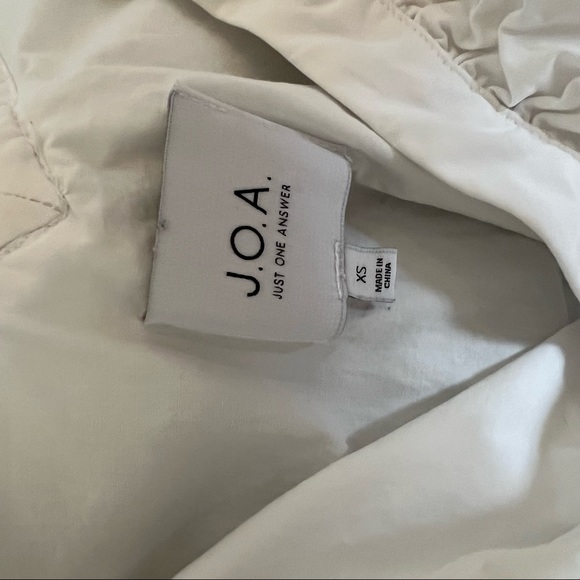 J.O.A. Ruffle button down blouse - Picture 3 of 4